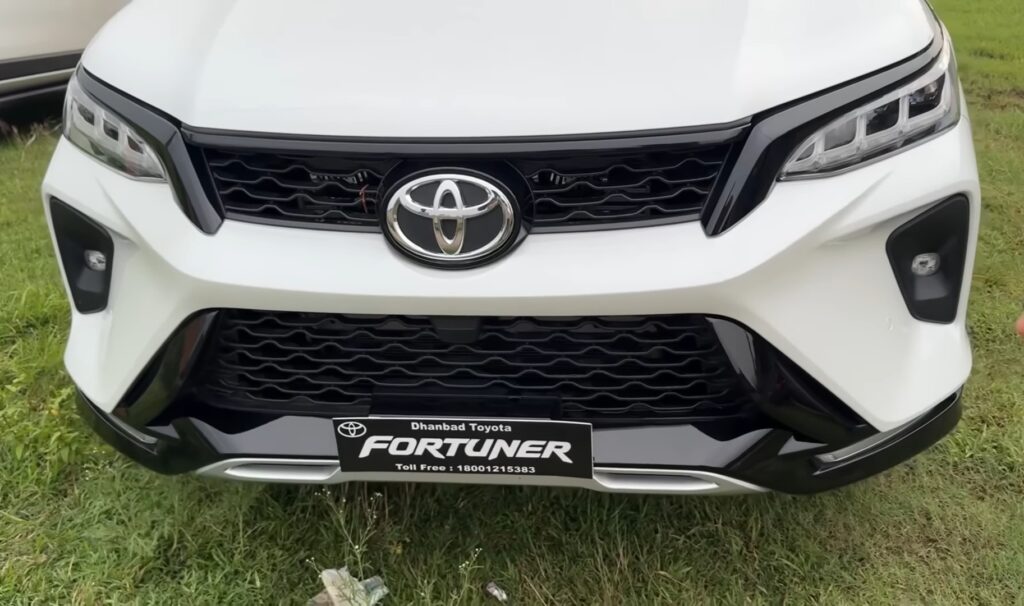 एक यूटूबर ने खरीदा 50 लाख का घोड़ा😯 Toyota Fortuner Manoj day